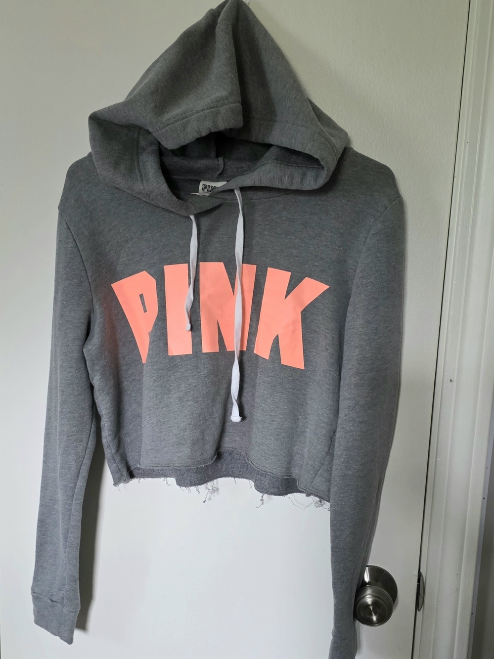 PINK Victoria's Secret Cropped Hoodie Gray Coral Logo Pullover Sweatshirt XS